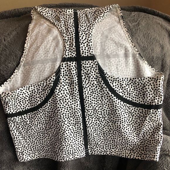 Adidas Crop tee size XS - Picture 2 of 2